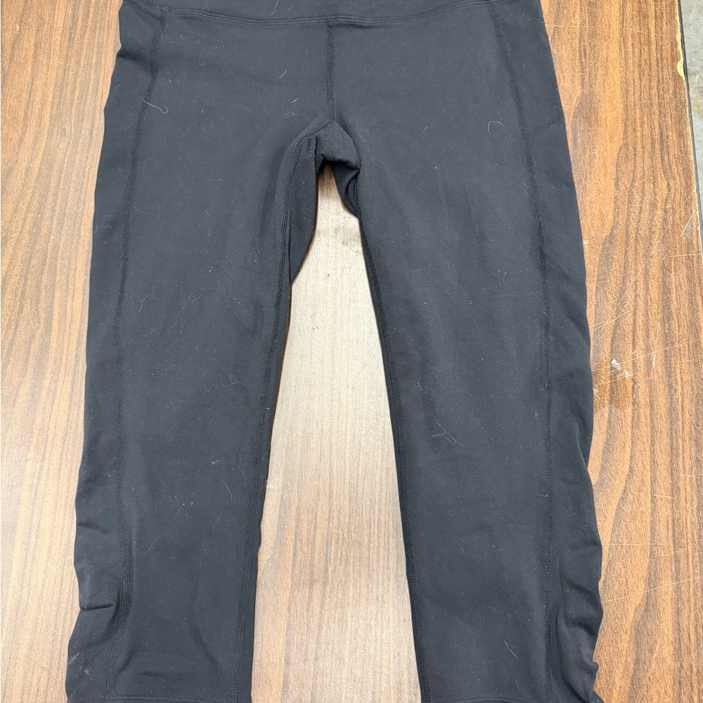 Athleta Women’s Classic Black Leggings 3/4